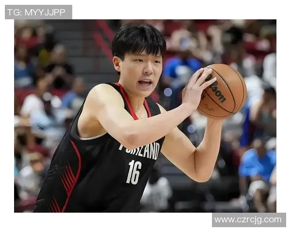 杨瀚森出战仅3分钟5天4赛遭遇进攻机会被判无效的尴尬经历